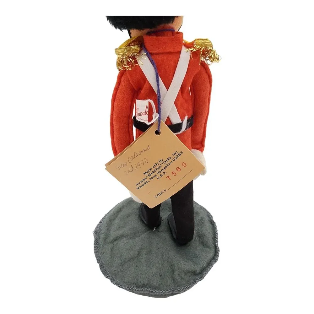 Vintage 1989 Annalee British Queen's Guard 11